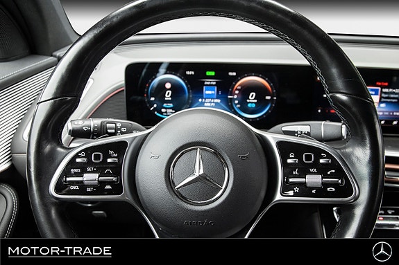 Mercedes-Benz EQC400 24 of 29