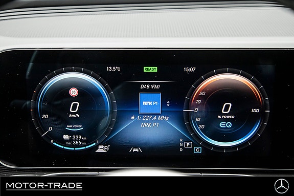 Mercedes-Benz EQC400 13 of 29