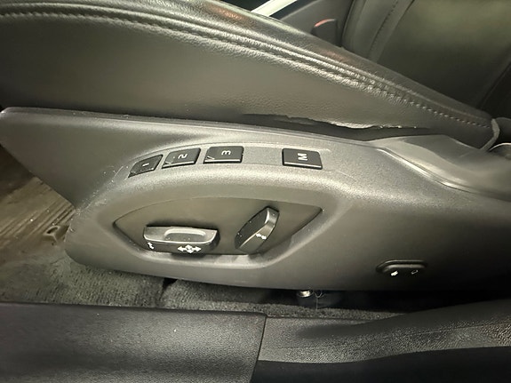 Volvo V70 22 of 30