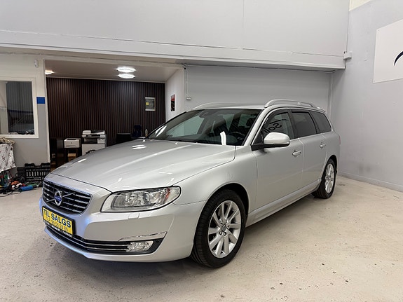Volvo V70 4 of 30