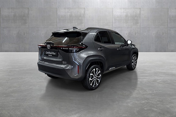 Toyota Yaris Cross 5 of 30