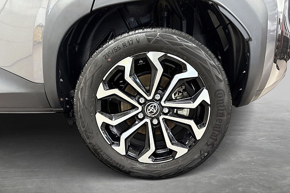 Toyota Yaris Cross 18 of 30