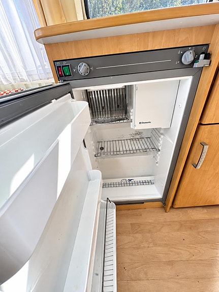 Caravelair CARAVELAIR ANTARES LUXE 376 fukt og gass test er utført i sep det er godkjent 3 of 5