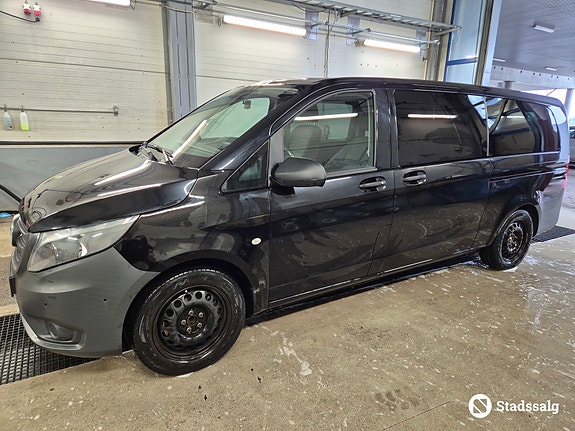 Mercedes-Benz Vito Tourer 6 of 10