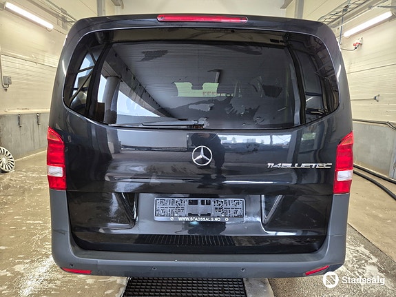 Mercedes-Benz Vito Tourer 7 of 10