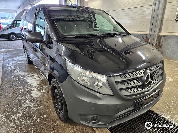 Mercedes-Benz Vito Tourer 4 of 10
