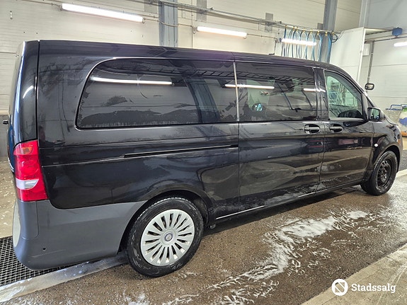 Mercedes-Benz Vito Tourer 8 of 10