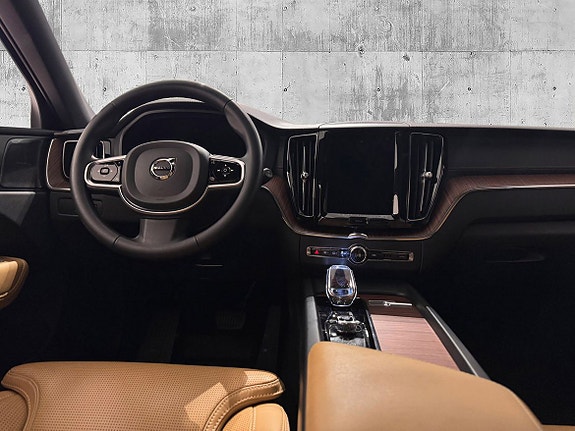 Volvo XC60 27 of 30