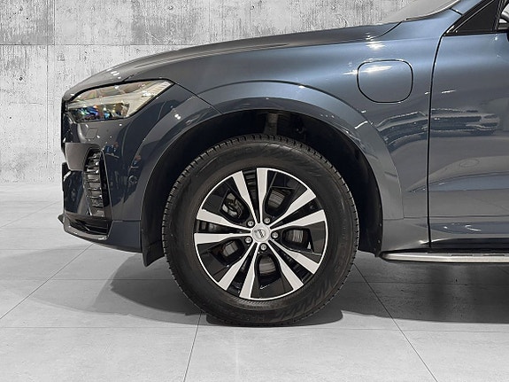Volvo XC60 14 of 30