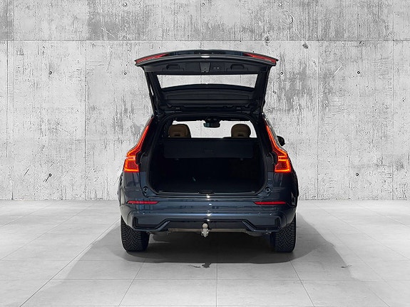 Volvo XC60 10 of 30
