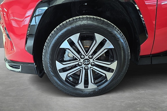Toyota RAV4 Plug-in Hybrid 20 of 24