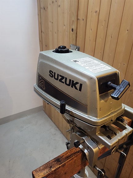 Suzuki DT4, to-takter 2 of 4