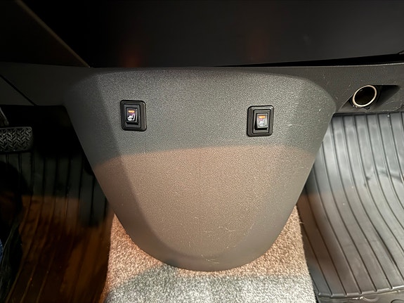 Toyota Prius 30 of 30