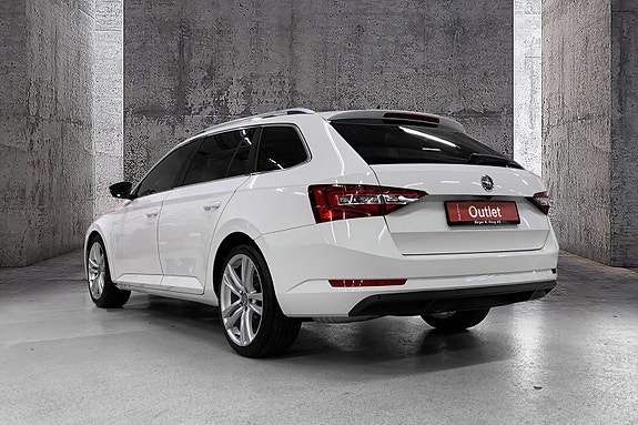 Skoda Superb 4 of 15