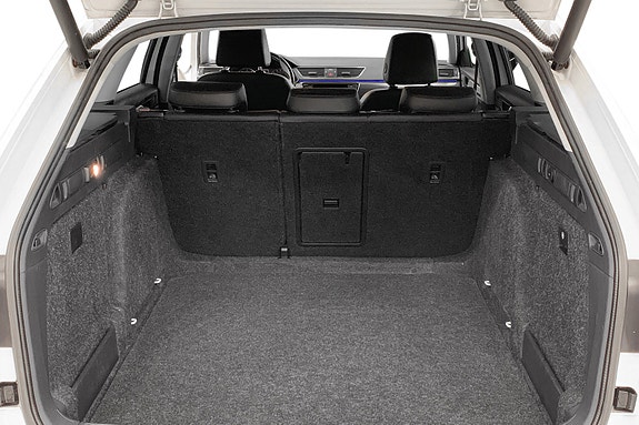 Skoda Superb 13 of 15
