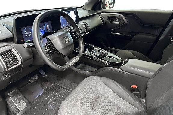 Toyota Urban Cruiser 11 of 23