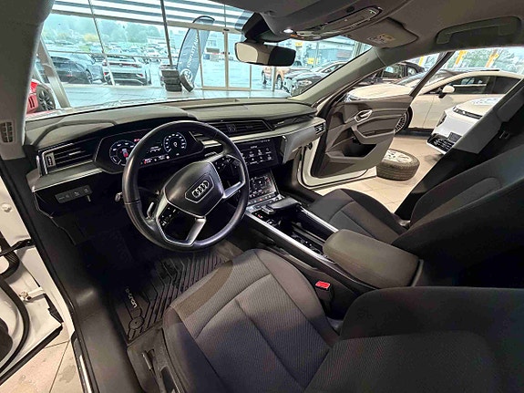 Audi e-tron 6 of 20