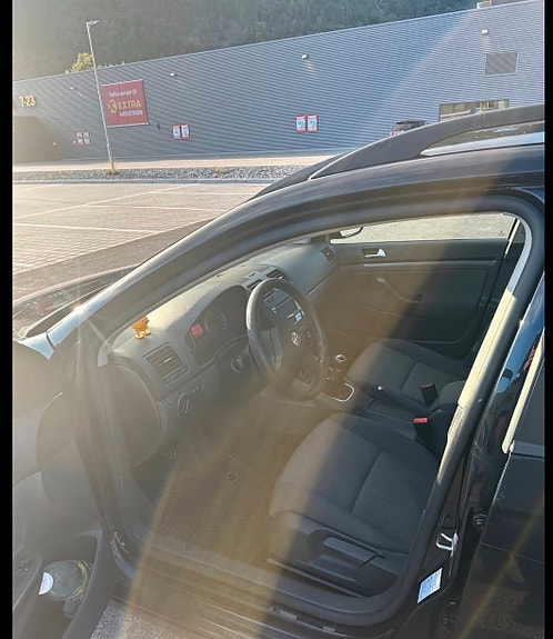 Volkswagen Golf V 4 of 7