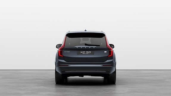 Volvo XC90 5 of 28