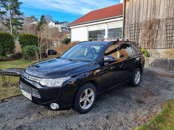 Mitsubishi Outlander 4 of 5