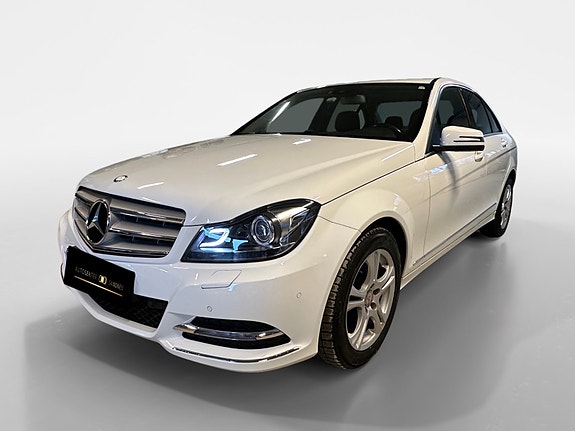 Mercedes-Benz 180 3 of 30