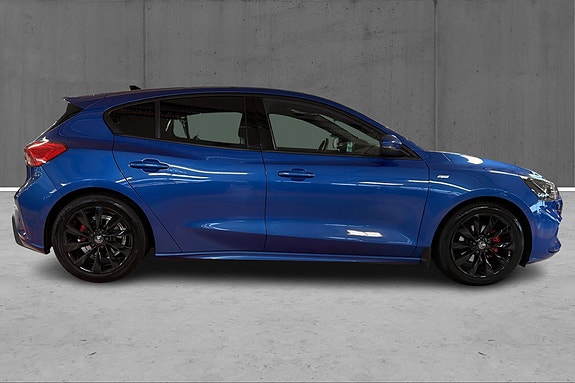 Ford Focus 3 of 27