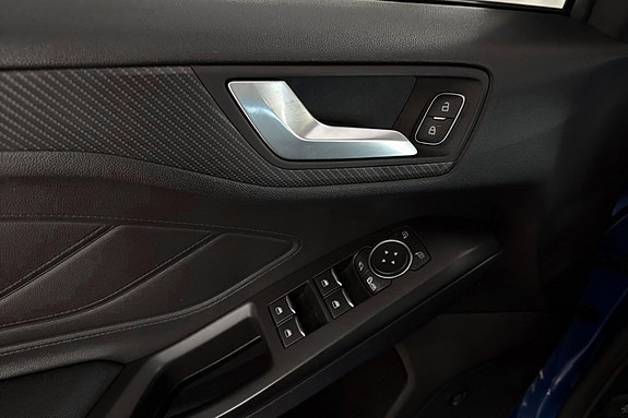 Ford Focus 21 of 27