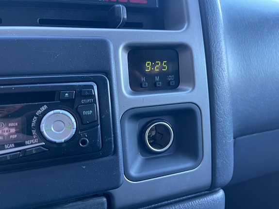 Toyota HiAce 17 of 30