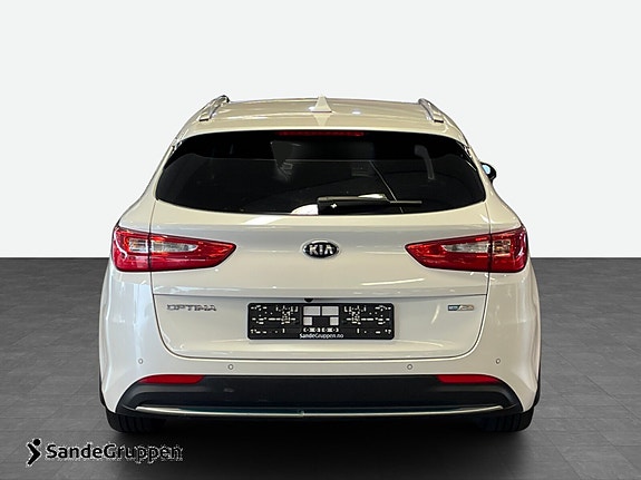 Kia Optima 4 of 16