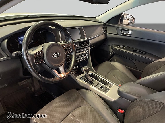 Kia Optima 11 of 16