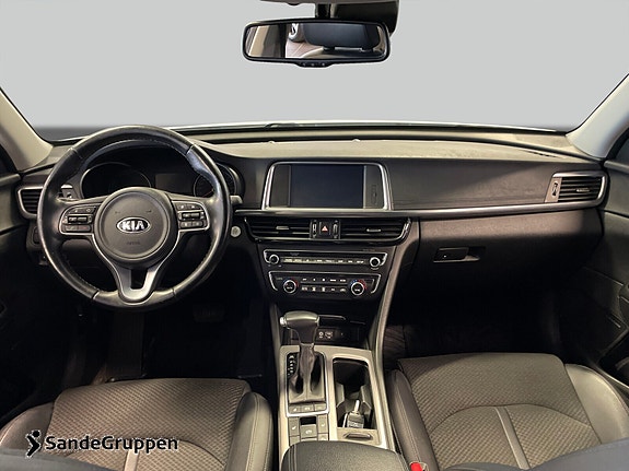Kia Optima 9 of 16