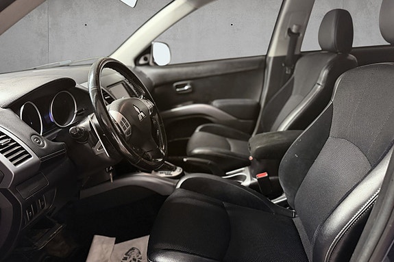 Mitsubishi Outlander 7 of 19