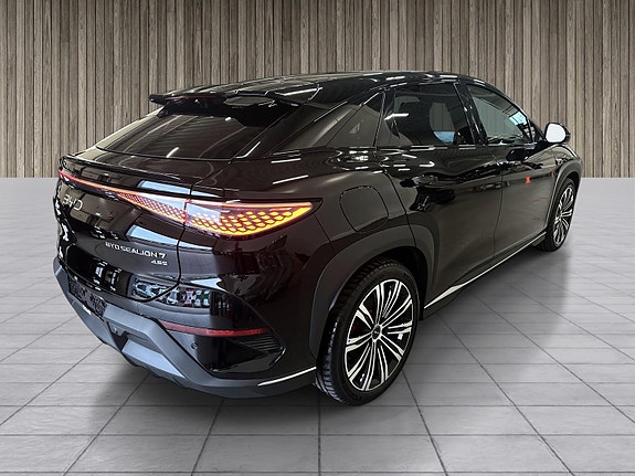 BYD Sealion 7 5 of 12