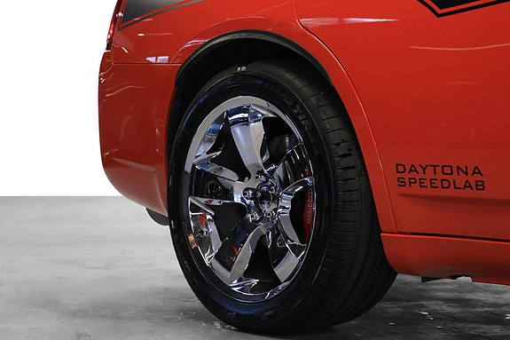 Dodge Charger 13 of 30
