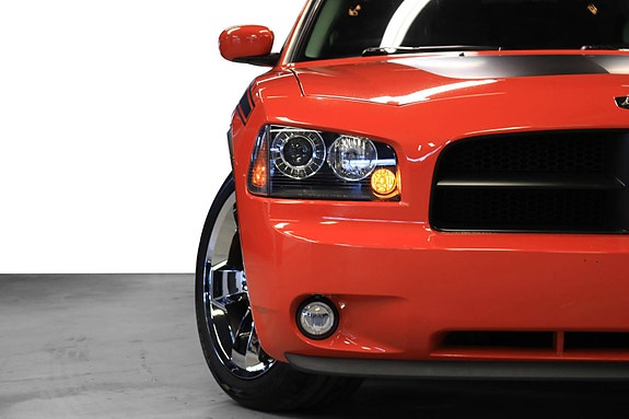 Dodge Charger 3 of 30