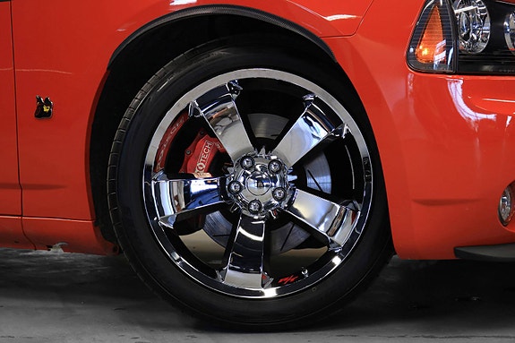 Dodge Charger 8 of 30