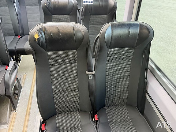 Mercedes-Benz Sprinter 516 m/ 16+1 og godkjent for to rullestolbrukere. SE VIDEO 27 of 30