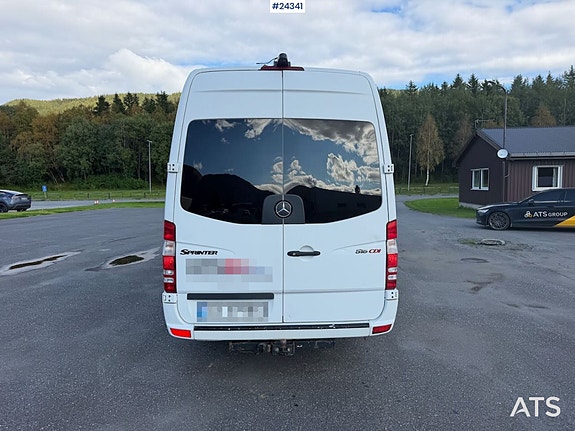 Mercedes-Benz Sprinter 516 m/ 16+1 og godkjent for to rullestolbrukere. SE VIDEO 5 of 30