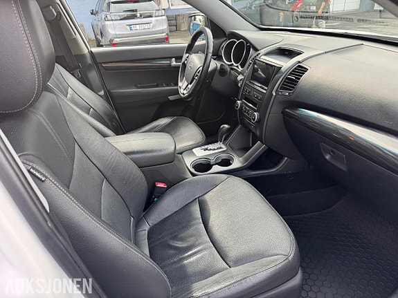 Kia Sorento 15 of 18