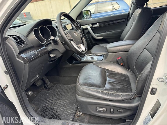 Kia Sorento 7 of 18