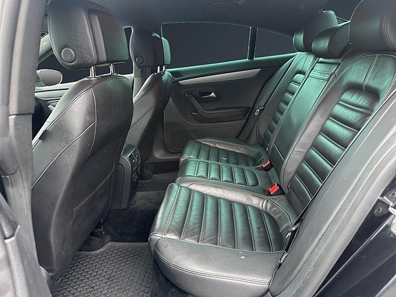 Volkswagen CC 14 of 30