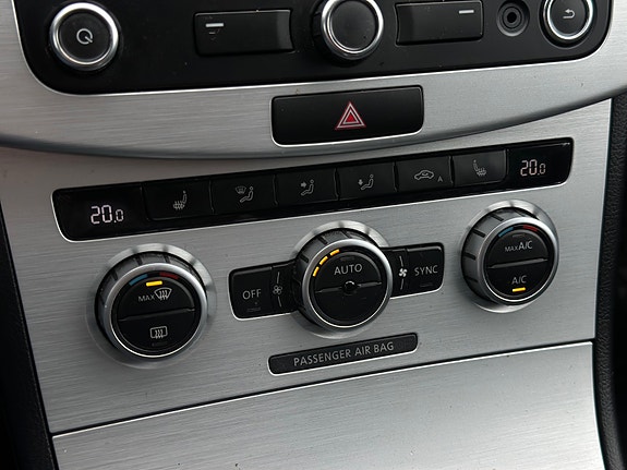 Volkswagen CC 20 of 30