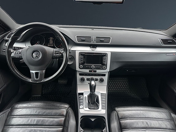 Volkswagen CC 12 of 30