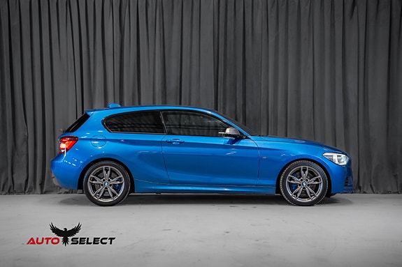 BMW M135i 14 of 30