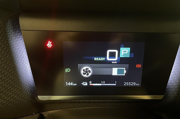 Citroen E-C4 10 of 29