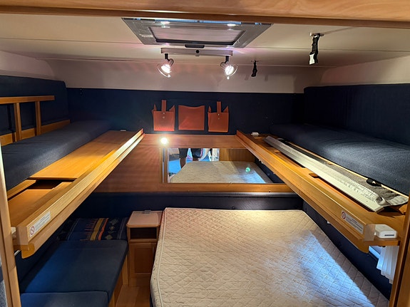 Knaus Azur Royale 580 12 of 16