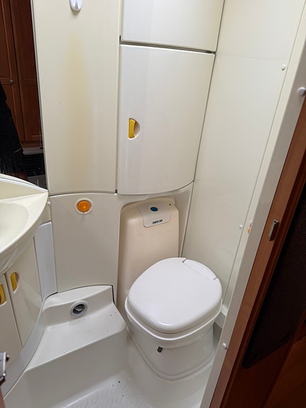 Knaus Azur Royale 580 13 of 16