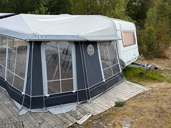 Knaus Azur Royale 580 2 of 16