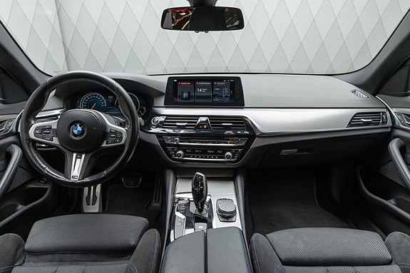BMW 520d 18 of 30