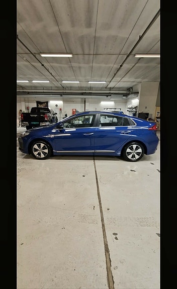 Hyundai IONIQ 4 of 18